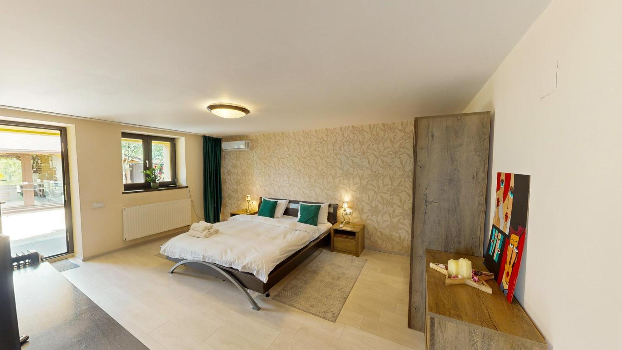 Janine Garden Hotel บราชอฟ ภายนอก รูปภาพ